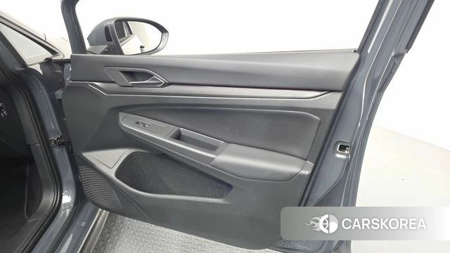 Volkswagen Golf 8th Generation id 5011347 из Кореи 17