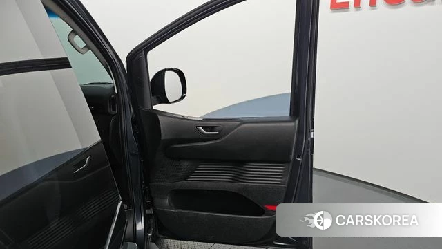 Hyundai Staria id 5022002 из Кореи 17