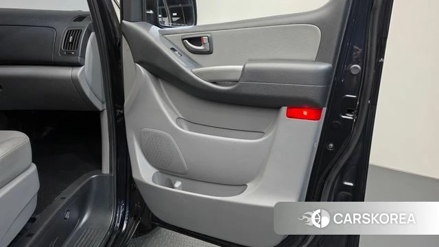 Hyundai The New Grand Starex id 4997827 из Кореи 17