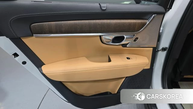 Volvo V90 Cross-Country id 5026649 из Кореи 17