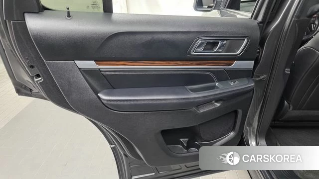 Ford Explorer id 5019046 из Кореи 17