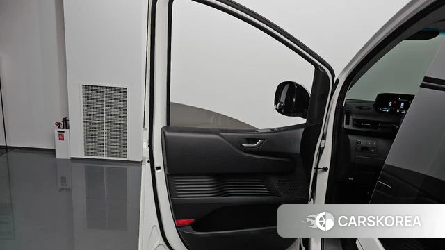 Hyundai Staria id 5015886 из Кореи 17
