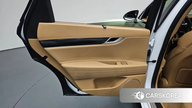 Genesis G80 (RG3) id 5033231 из Кореи 17