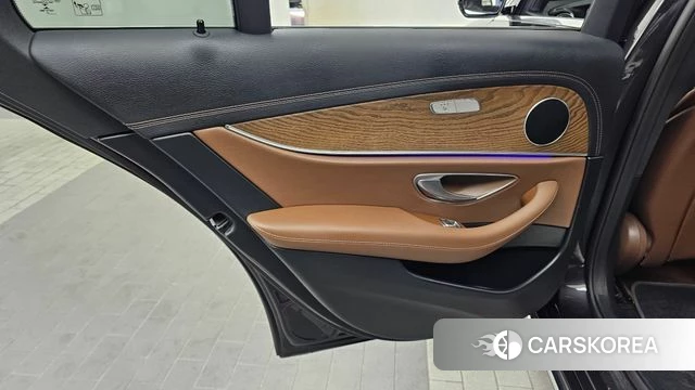 Mercedes-Benz E-Class W213 id 5059986 из Кореи 17