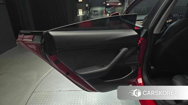 Tesla Model 3 id 4736653 из Кореи 17