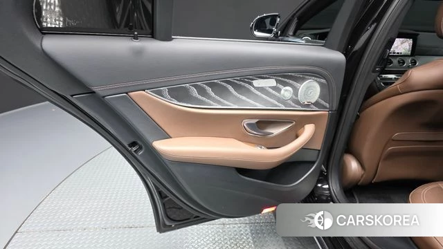 Mercedes-Benz E-Class W213 id 5033859 из Кореи 17
