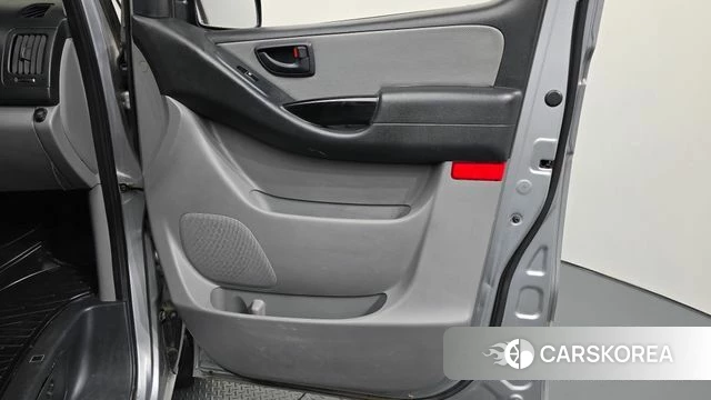 Hyundai The New Grand Starex id 4967618 из Кореи 17