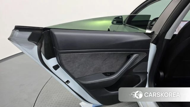 Tesla Model 3 id 5041503 из Кореи 17