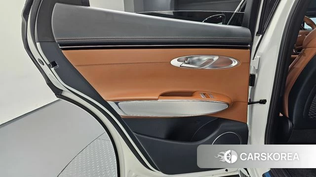 Genesis GV70 id 4976235 из Кореи 17