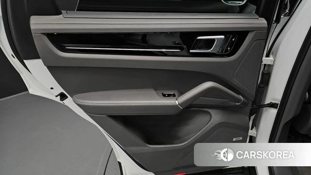 Porsche Cayenne (PO536) id 4918665 из Кореи 17