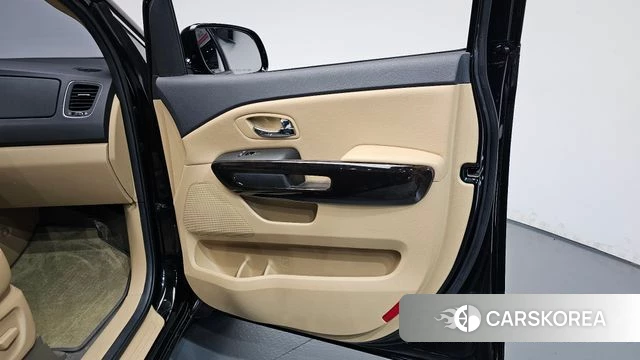 Kia The New Carnival id 4993254 из Кореи 17