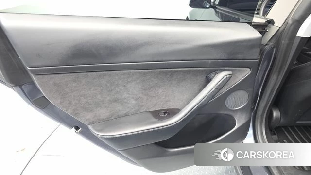 Tesla Model 3 id 5012982 из Кореи 17