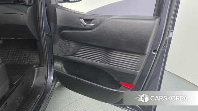 Hyundai Staria id 5028063 из Кореи 17