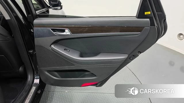Genesis G80 id 4993427 из Кореи 17