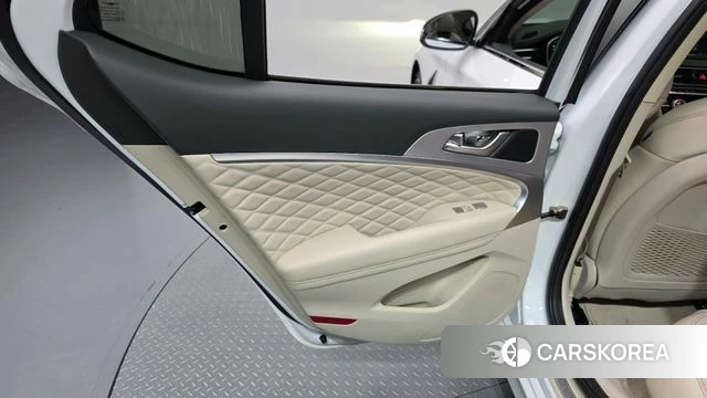 Genesis G70 id 5018307 из Кореи 17