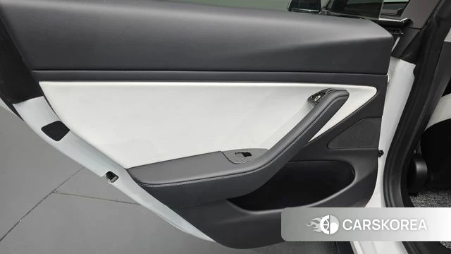Tesla Model 3 id 5013362 из Кореи 17
