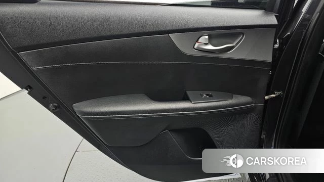Kia Come New K3 id 4855978 из Кореи 17