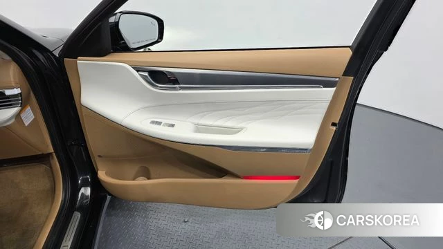 Hyundai The New Grandeur IG Hybrid id 5013387 из Кореи 17