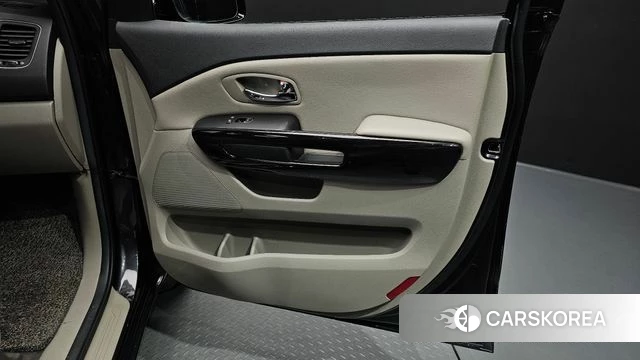 Kia The New Carnival id 4856443 из Кореи 17