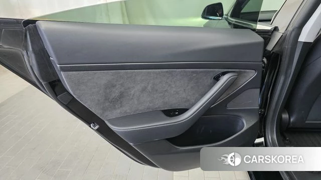 Tesla Model 3 id 4959688 из Кореи 17