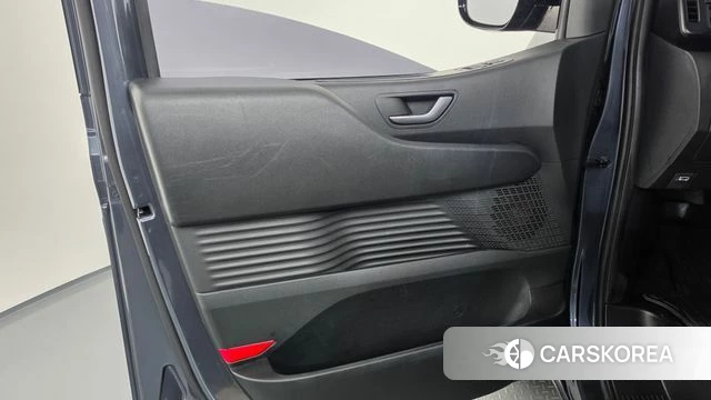 Hyundai Staria id 5028156 из Кореи 17