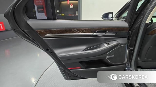 Genesis G90 id 5029208 из Кореи 17