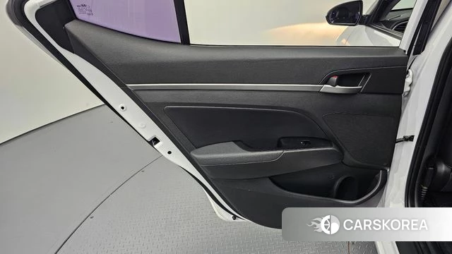 Hyundai Avante AD id 4728262 из Кореи 17