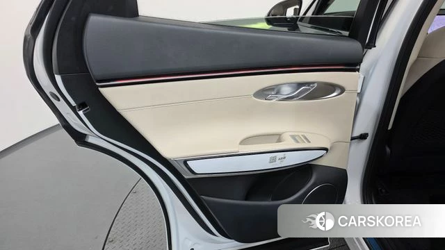 Genesis GV70 id 4995672 из Кореи 17