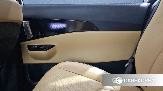 Kia Carnival 4th generation id 4848992 из Кореи 17