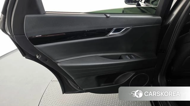 Genesis G80 (RG3) id 5012393 из Кореи 17