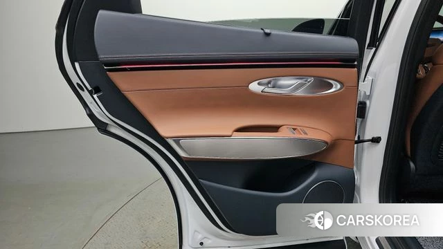 Genesis GV70 id 5020998 из Кореи 17