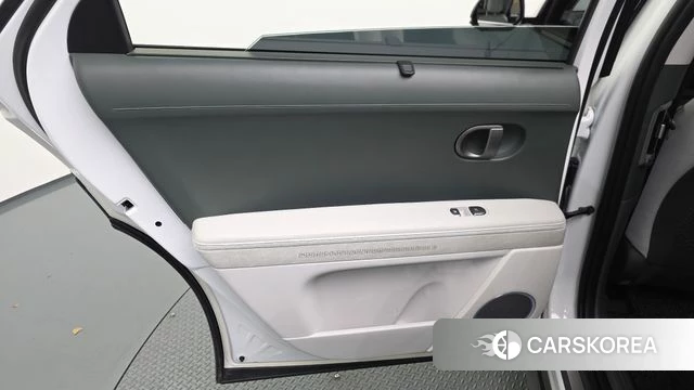 Hyundai The New Ionic 5 id 5015608 из Кореи 17