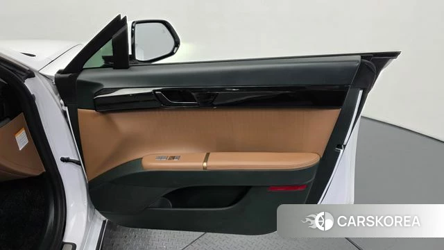 Hyundai Grandeur Hybrid (GN7) id 5011879 из Кореи 17