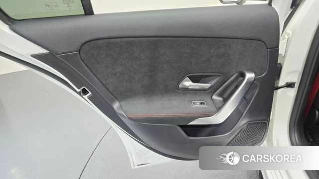 Mercedes-Benz A-Class W177 id 4922158 из Кореи 17