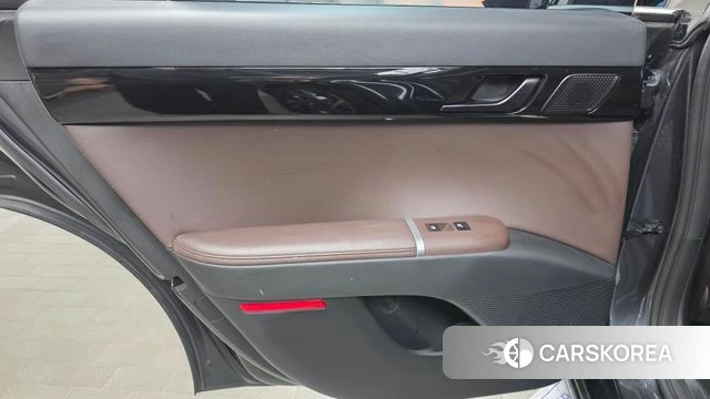 Hyundai Grandeur (GN7) id 4975116 из Кореи 17