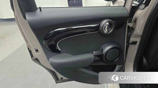 Mini Cooper id 5052273 из Кореи 17