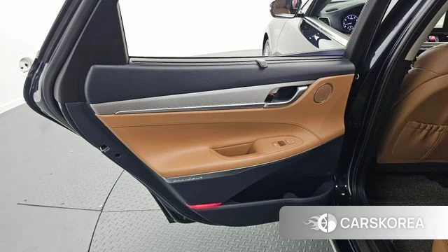 Hyundai Grandeur IG id 5061036 из Кореи 17