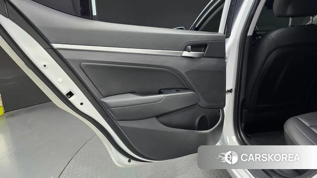 Hyundai The New Avante AD id 4977975 из Кореи 17