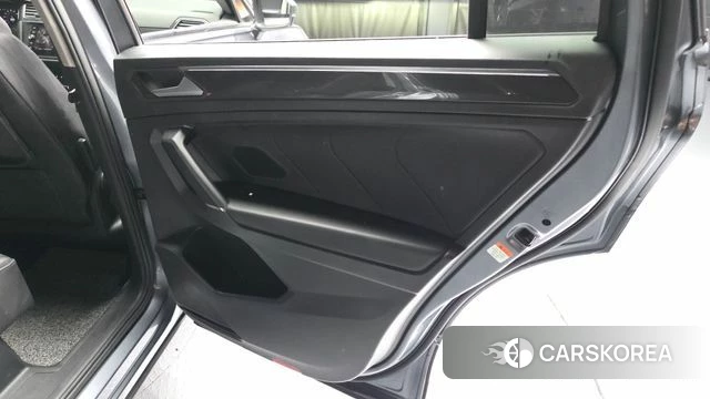 Volkswagen Tiguan Allspace id 4906808 из Кореи 17