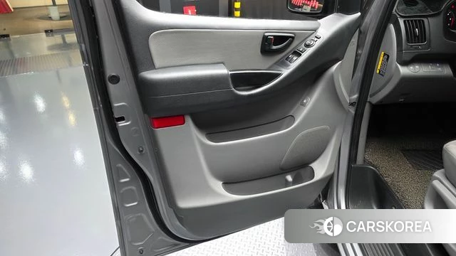 Hyundai The New Grand Starex id 4775722 из Кореи 17
