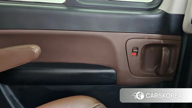 Hyundai The New Grand Starex id 4998768 из Кореи 17