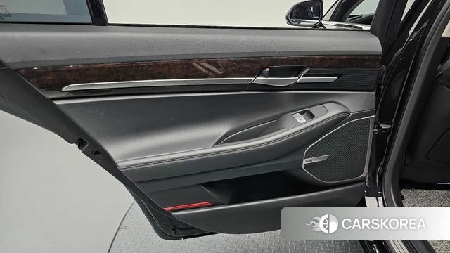 Genesis G90 id 5023786 из Кореи 17