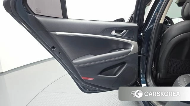 Genesis The New G70 Shooting Brake id 5001744 из Кореи 17