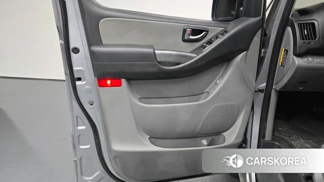 Hyundai The New Grand Starex id 4736986 из Кореи 17