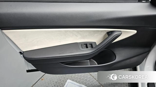 Tesla Model 3 id 4702647 из Кореи 17