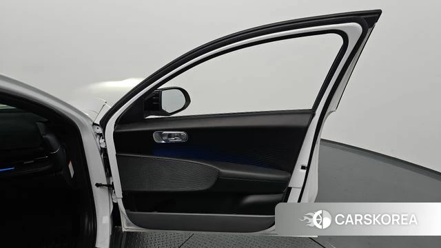 Hyundai Ionic 6 id 5021018 из Кореи 17