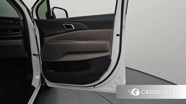 Kia The New Carnival 4th Generation id 5011426 из Кореи 17