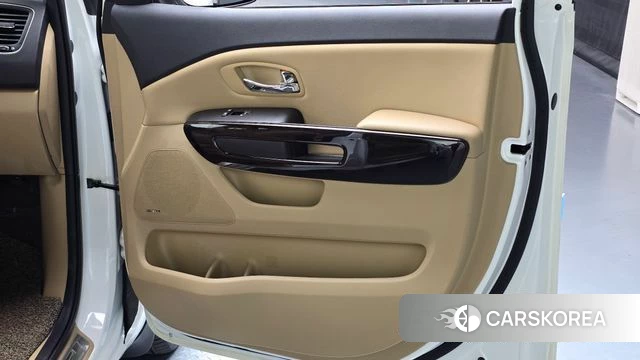 Kia The New Carnival id 4717705 из Кореи 17