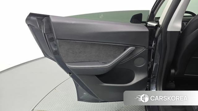 Tesla Model Y id 4923139 из Кореи 17