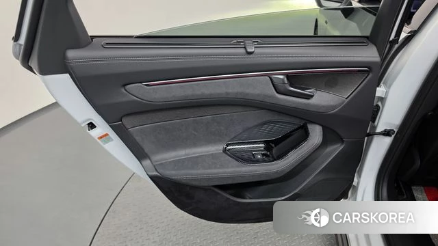 Audi A6 (C9) id 5045420 из Кореи 17